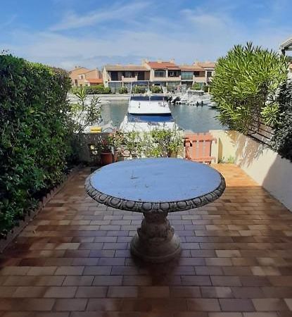 Villa Aux Capellans Sur La Marina Pour 4 Personnes - Vue Marina - Parking - Plage A 5 Min A Pied Saint-Cyprien  Exterior photo