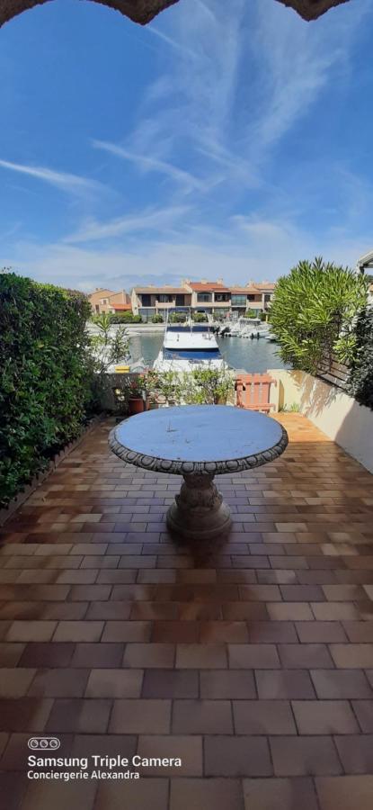 Villa Aux Capellans Sur La Marina Pour 4 Personnes - Vue Marina - Parking - Plage A 5 Min A Pied Saint-Cyprien  Exterior photo